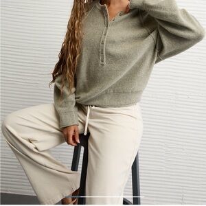 American Eagle Whoa So Soft Sweater